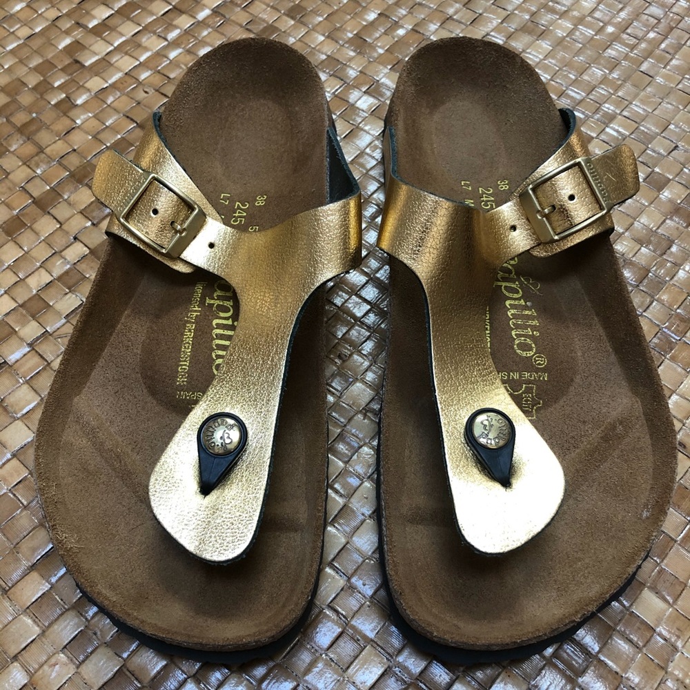 Birkenstock’s Gizeh Birko-Flor women’s sandals.